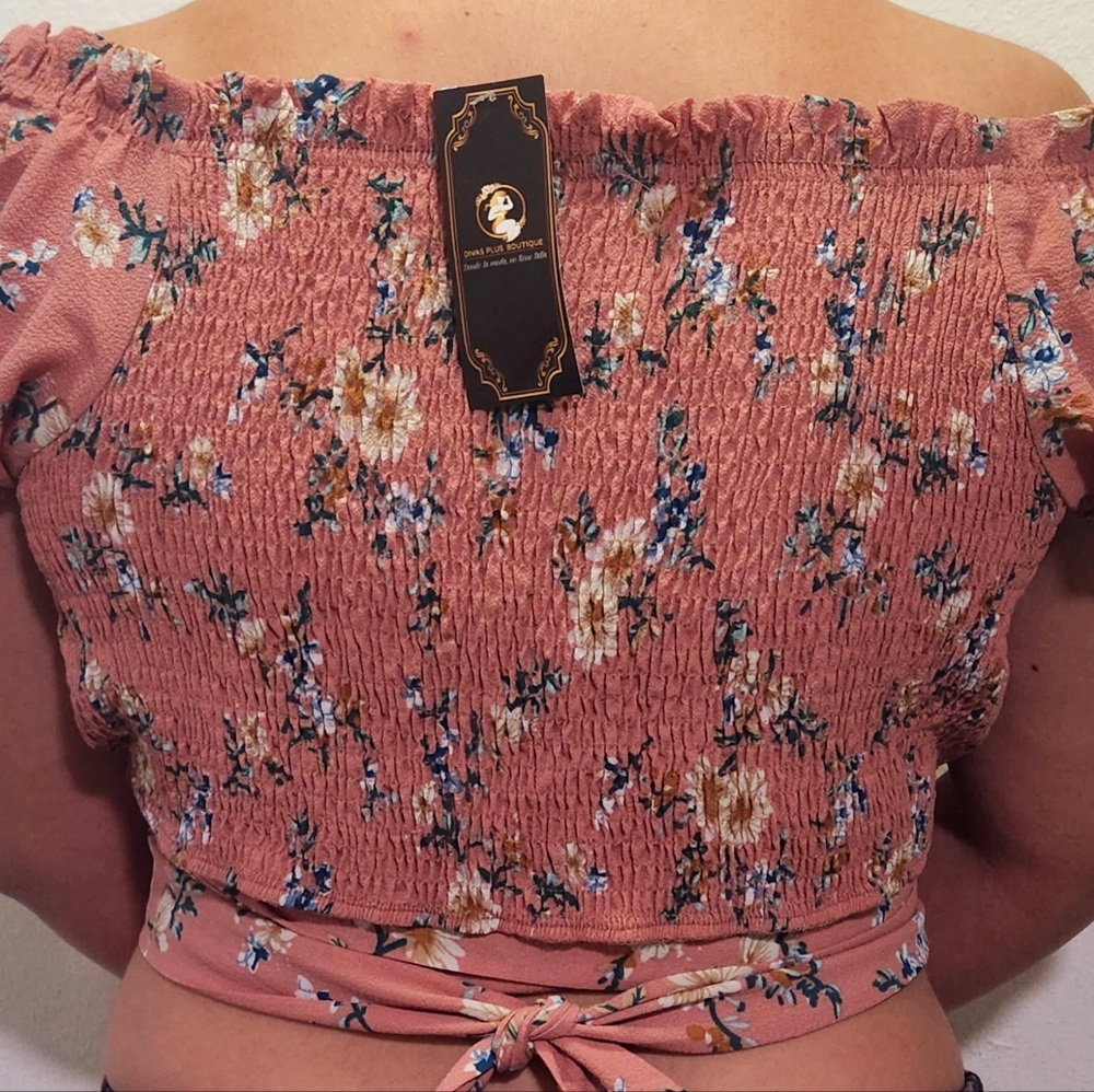 Crop top - Picture 3 of 3